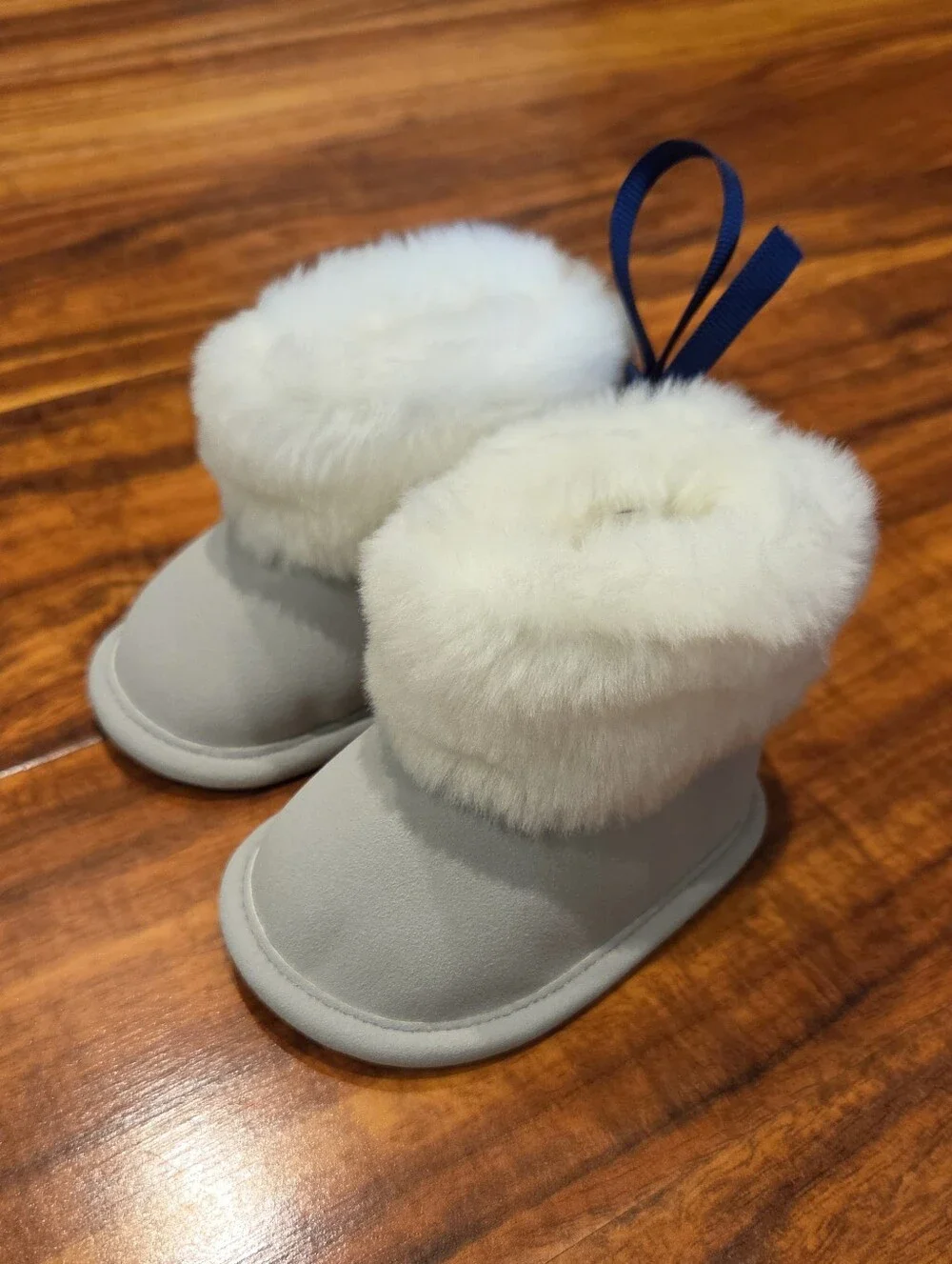 Janie and Jack NWT Size 0 (Newborn) Gray Fur Booties